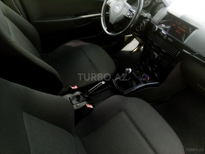 Opel Astra-9