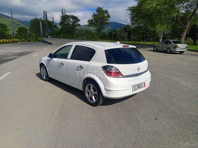 Opel Astra-19