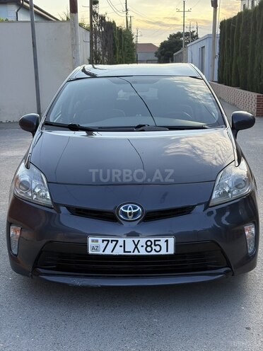 Toyota Prius-1