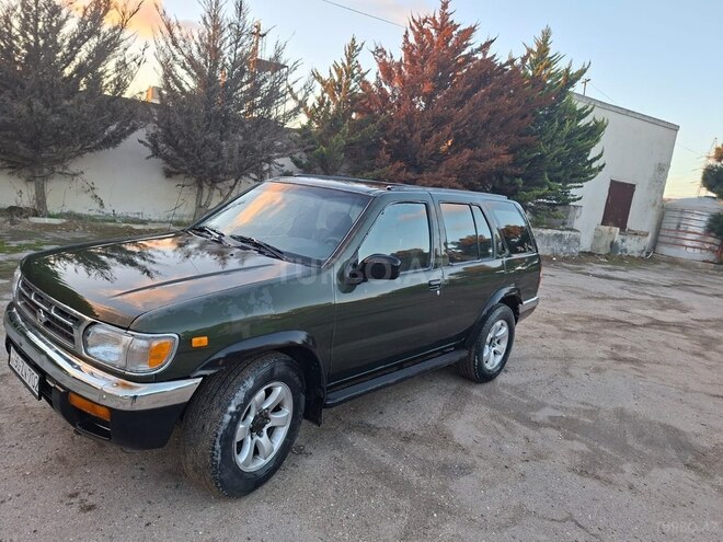 Nissan Pathfinder-3