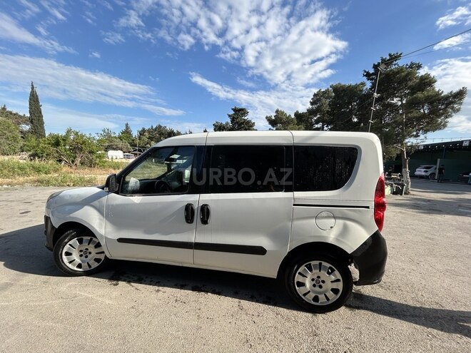 Fiat Doblo-9