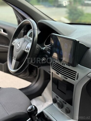 Opel Astra-11