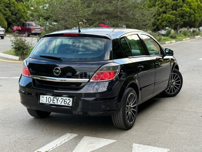Opel Astra-2