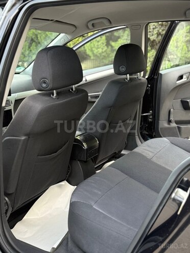 Opel Astra-10
