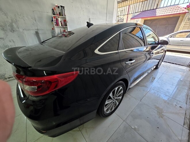 Hyundai Sonata-6