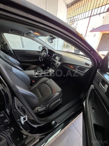Hyundai Sonata-9
