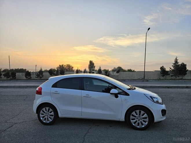 Kia Rio-3