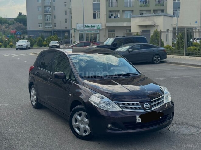 Nissan Tiida-9
