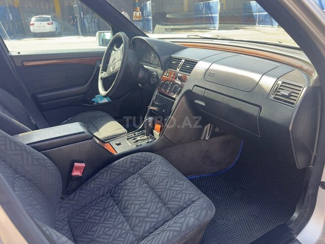 Mercedes C 220-3