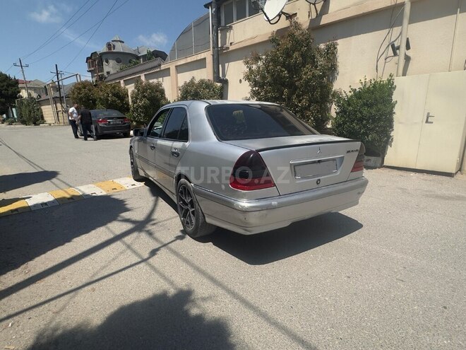 Mercedes C 220-8