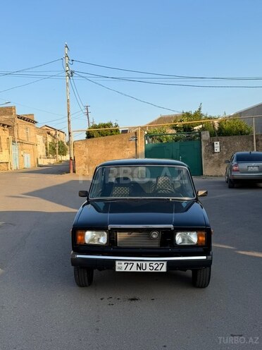 LADA (VAZ) 2107-1