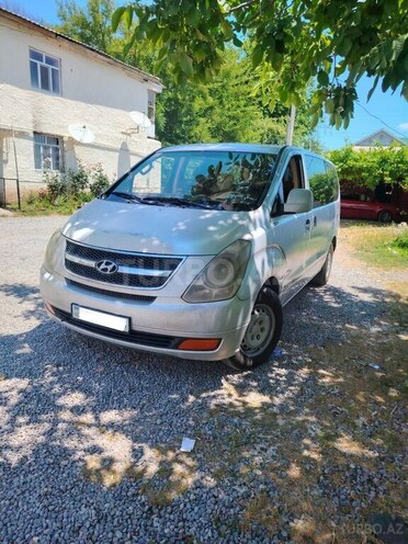 Hyundai H-1-1