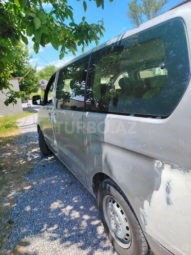 Hyundai H-1-5