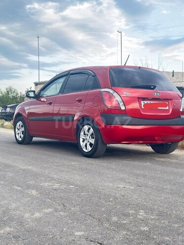 Kia Rio-4