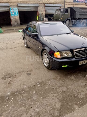 Mercedes C 200-4