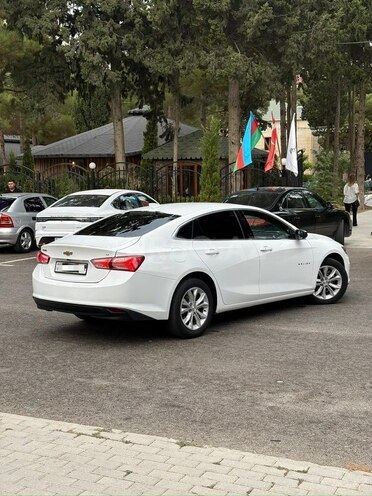 Chevrolet Malibu-5