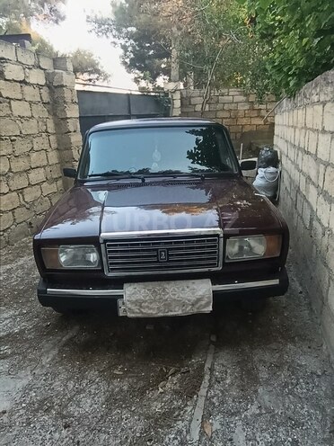 LADA (VAZ) 2107-1