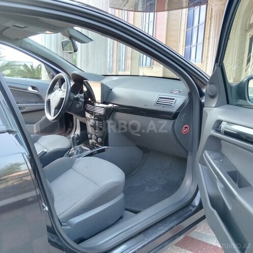 Opel Astra-10