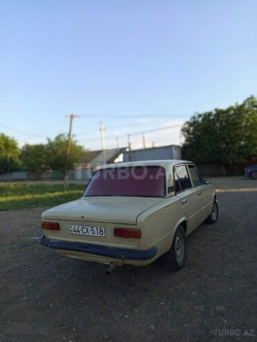 LADA (VAZ) 21011-5