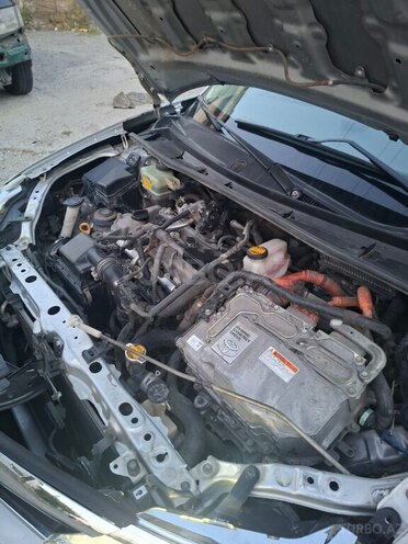 Toyota Corolla Fielder-4