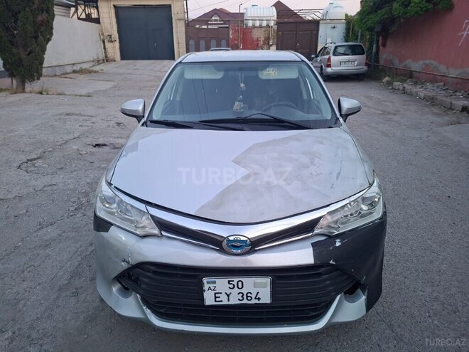 Toyota Corolla Fielder-1