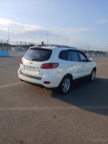 Hyundai Santa Fe-5