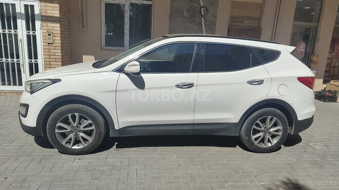 Hyundai Santa Fe-4