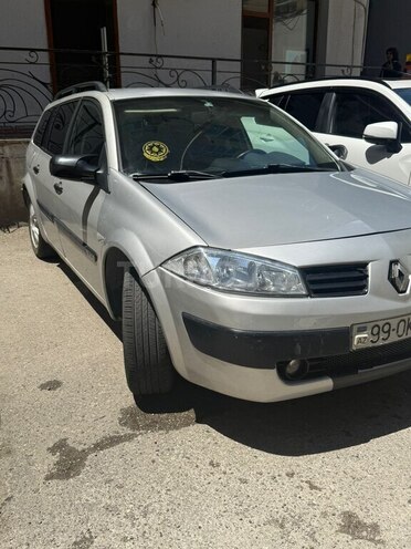 Renault Megane-2