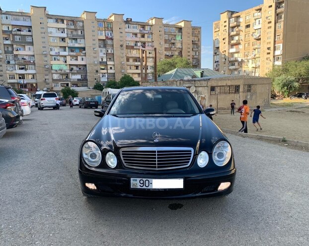 Mercedes E 240-10