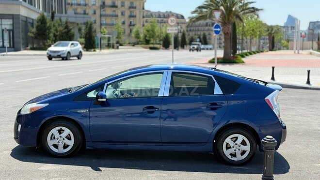 Toyota Prius-9
