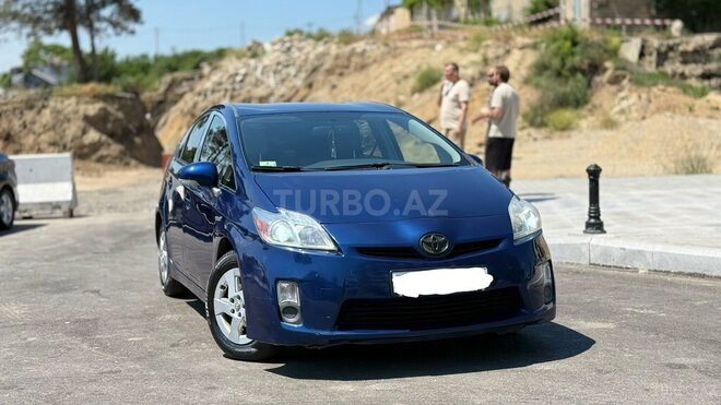 Toyota Prius-4