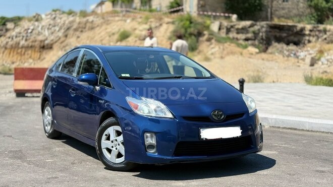Toyota Prius-10