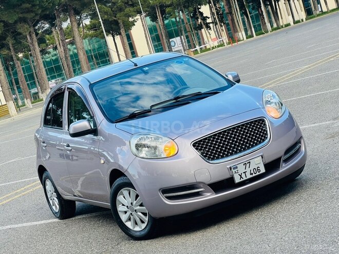 Nissan Micra-2