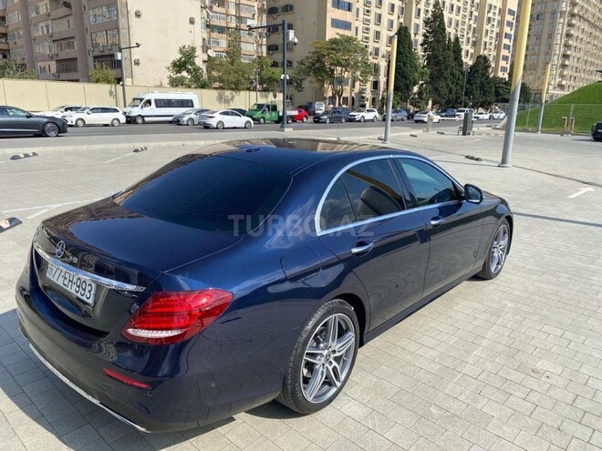 Mercedes E 300-6