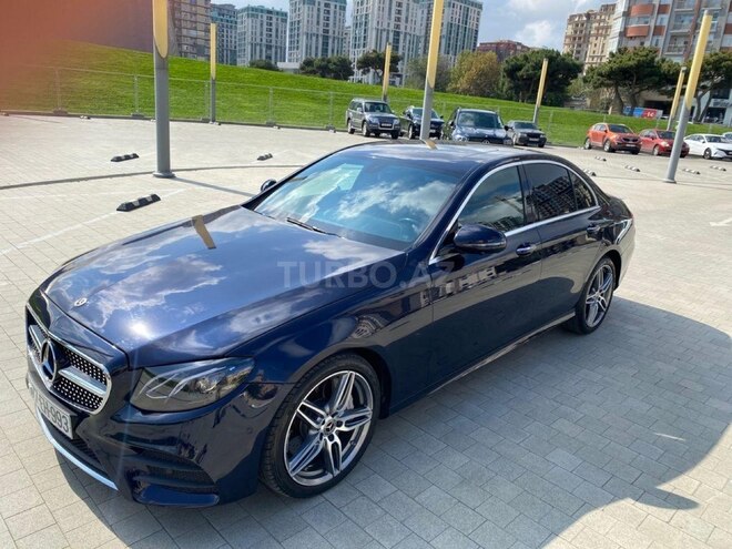 Mercedes E 300-8