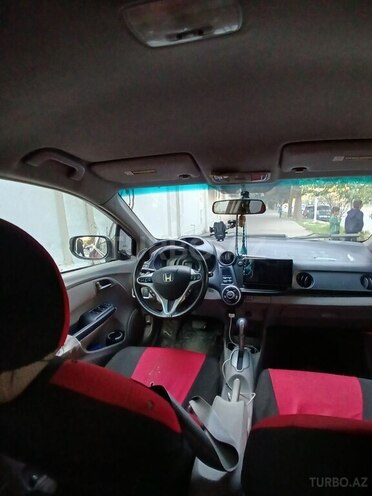 Honda Insight-5