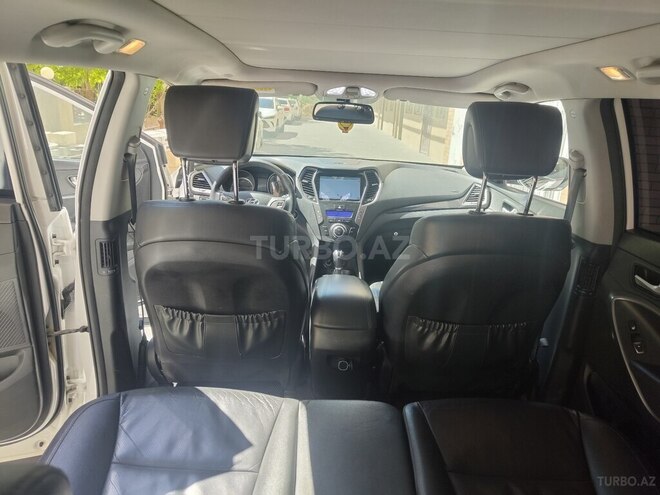 Hyundai Santa Fe-9