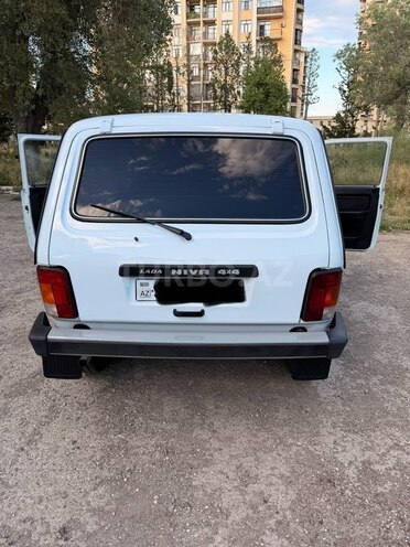 LADA (VAZ) Niva-12