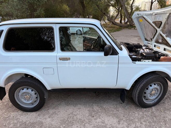 LADA (VAZ) Niva-10
