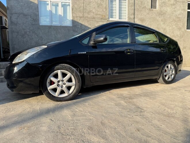 Toyota Prius-2