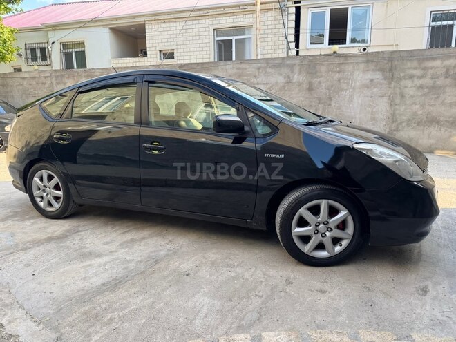 Toyota Prius-3