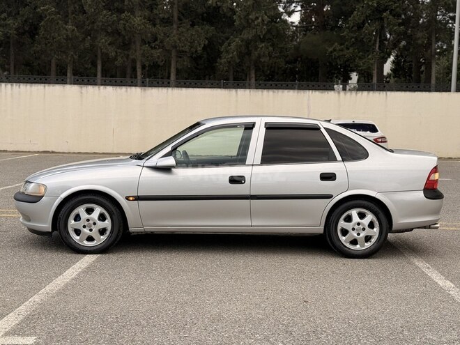 Opel Vectra-7