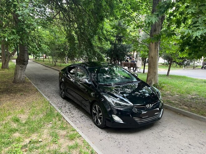 Hyundai Elantra-5
