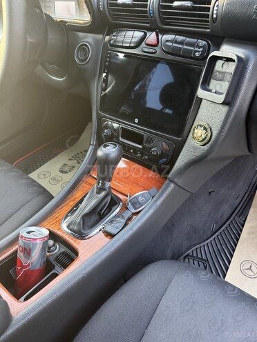 Mercedes C 200-13
