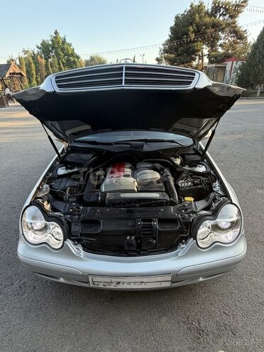 Mercedes C 200-19