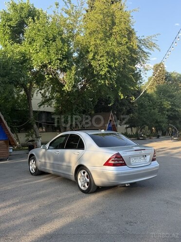 Mercedes C 200-7