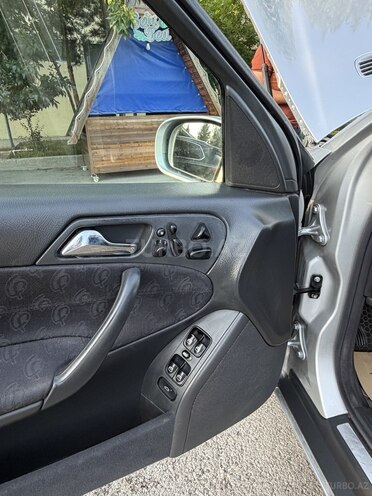 Mercedes C 200-16