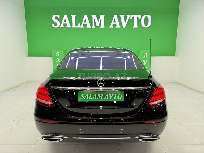 Mercedes E 220 d-5