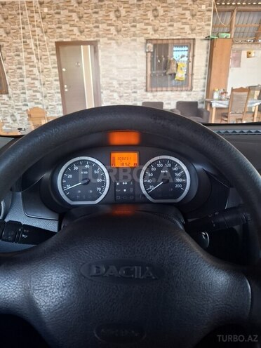 Dacia Logan-3