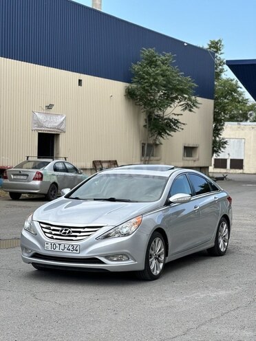 Hyundai Sonata-10